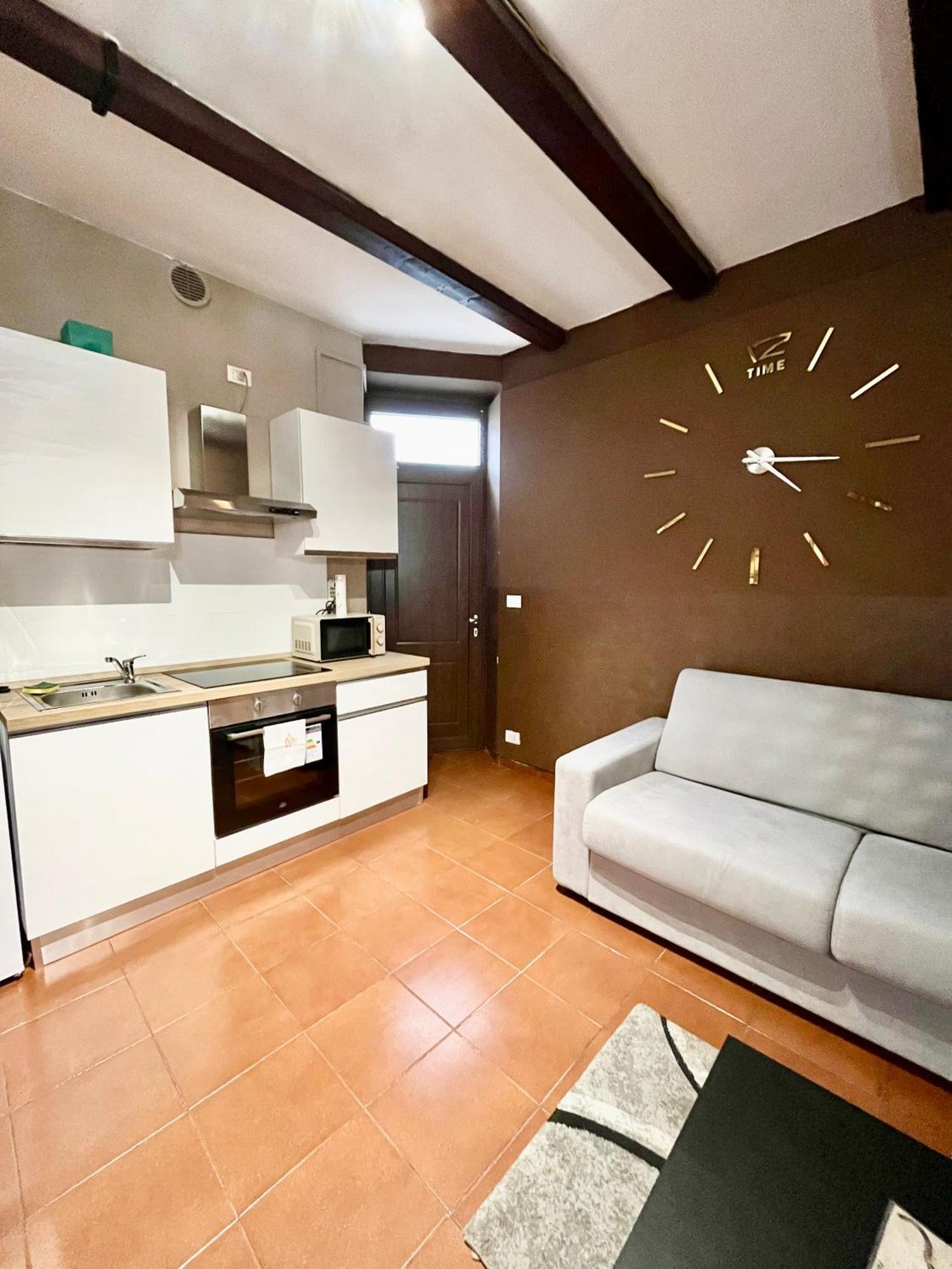Appartamento Homemade A Due Passi Da Centro Biella Zewnętrze zdjęcie